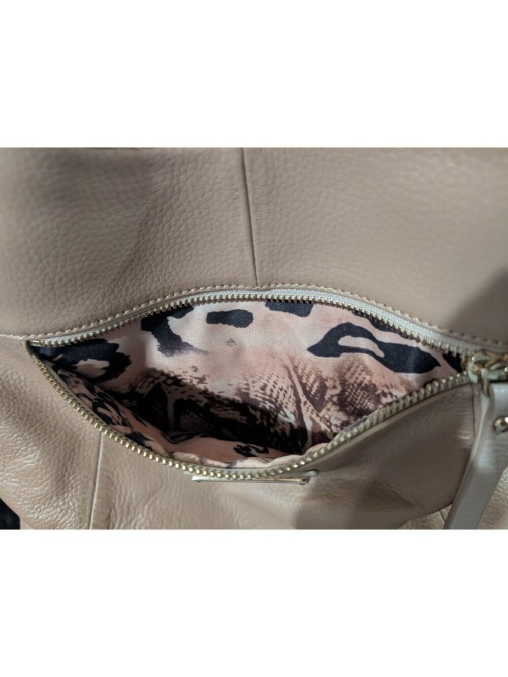 Sharif Sunflower Embroidered Beige Leather Shoulder Bag Purse w/ Wristlet - Picture 8 of 12